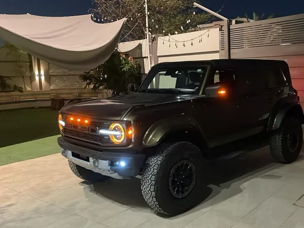 Cars for sale in uae Ford Bronco